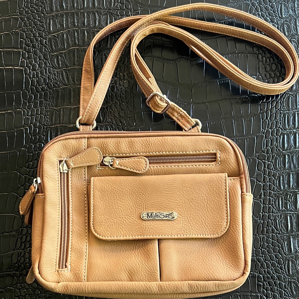 Multisac Tan Crossbody Bag